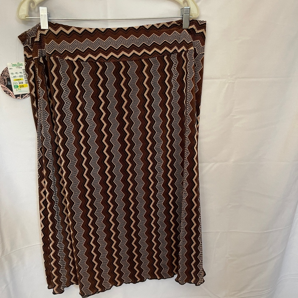 Brown Zigzag Patterned Skirt by Madison Michelle